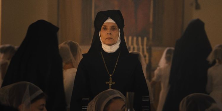 Sônia Braga ve filmu První znamení: Přichází satan! / The First Omen